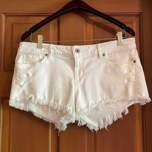 Adorable Guess Denim Shorts